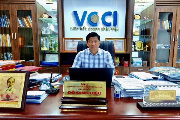 &amp;Ocirc;ng Đỗ Đ&amp;igrave;nh Hiệu, Gi&amp;aacute;m đốc Ph&amp;ograve;ng Thương mại v&amp;agrave; C&amp;ocirc;ng nghiệp Việt Nam (VCCI) Thanh H&amp;oacute;a chia sẻ về những bất cập, r&amp;agrave;o cản ảnh hưởng đến sự ph&amp;aacute;t triển của doanh nghiệp