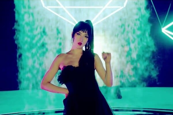 Annabel Yao trong MV đầu tay 'Backfire'. Ảnh: Suho.