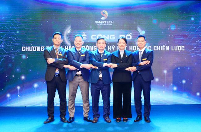 Ban l&amp;atilde;nh đạo Smarttech Việt Nam