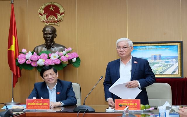 Với sự quan t&amp;acirc;m ph&amp;acirc;n bổ vaccine của Bộ Y tế, hiện khoảng 90% d&amp;acirc;n số của tỉnh B&amp;igrave;nh Dương đ&amp;atilde; được ti&amp;ecirc;m vaccine ph&amp;ograve;ng COVID-19 mũi 1, hơn 70% d&amp;acirc;n số đ&amp;atilde; ti&amp;ecirc;m mũi 2