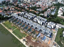 Chủ tịch HĐQT Petroland nhanh chóng bán gần 8 triệu cổ phiếu khi PVL tăng giá