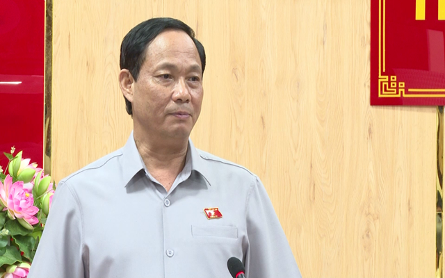 Ph&amp;oacute; Chủ tịch Quốc hội Trần Quang Phương đ&amp;aacute;nh gi&amp;aacute; cao những kết quả nổi bật của Quảng Ng&amp;atilde;i thời gian qua, đồng thời chia sẻ với những kh&amp;oacute; khăn, th&amp;aacute;ch thức m&amp;agrave; tỉnh đang đối mặt