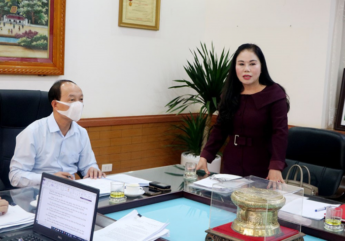 Chủ tịch Hội nữ Doanh nh&amp;acirc;n tỉnh Ph&amp;uacute; Thọ- Đinh Thị Thức chia sẻ những kh&amp;oacute; khăn về vốn hoạt động để phục vụ sản xuất, kinh doanh của doanh nghiệp