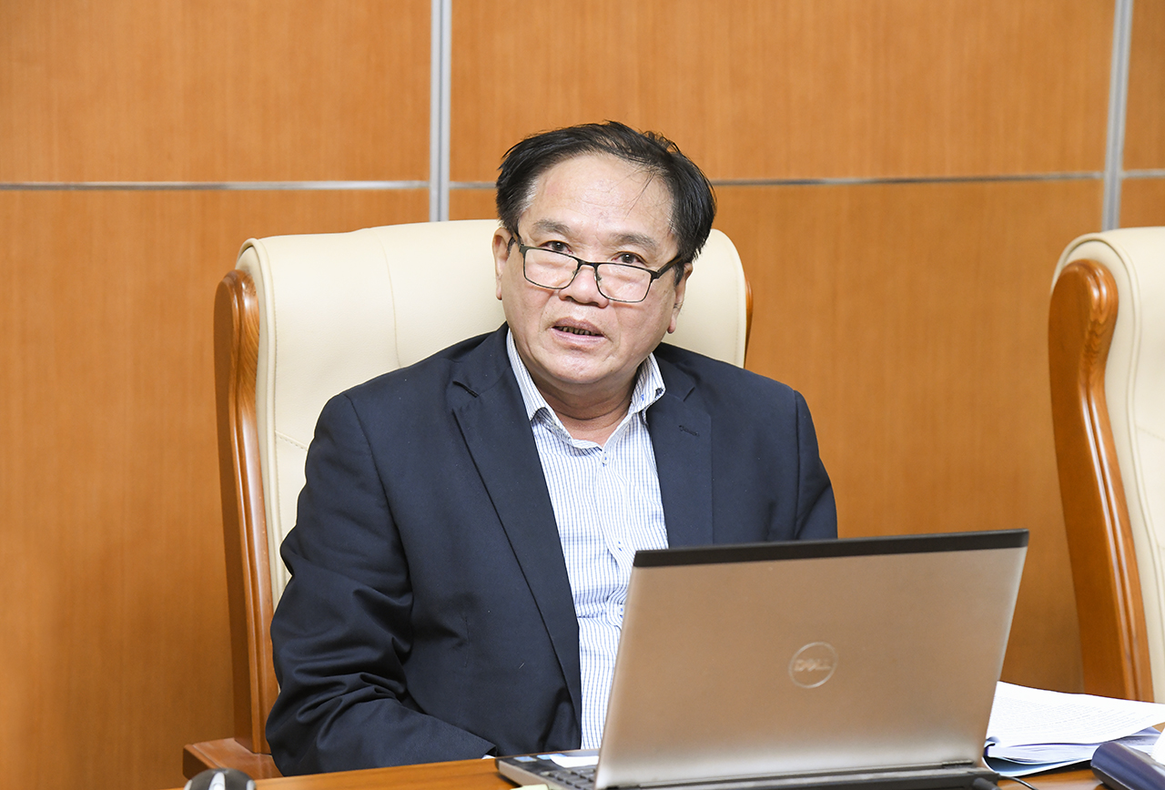 PGS.TS Nguyễn Thế Chinh, Nguy&amp;ecirc;n Viện trưởng Viện Chiến lược Ch&amp;iacute;nh s&amp;aacute;ch T&amp;agrave;i nguy&amp;ecirc;n v&amp;agrave; M&amp;ocirc;i trường ph&amp;aacute;t biểu tại Hội thảo