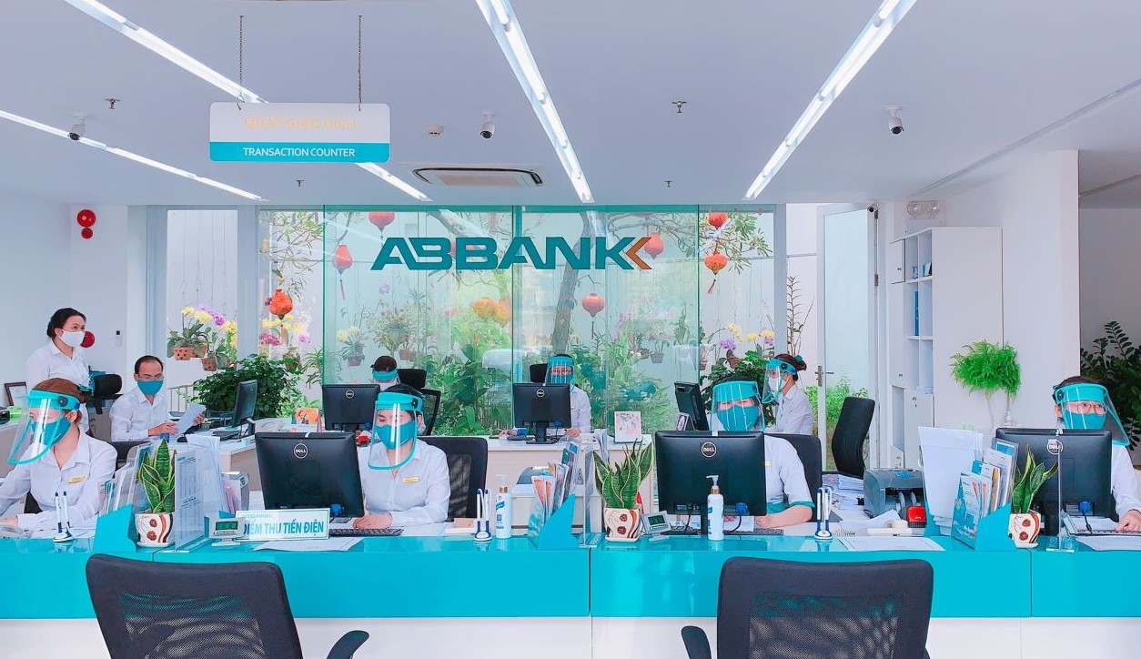 ABBank c&amp;ocirc;ng bố tăng gi&amp;aacute; ph&amp;aacute;t h&amp;agrave;nh 11,4 triệu cổ phiếu ESOP