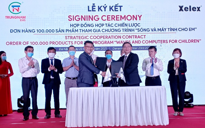 Lễ k&amp;yacute; kết hợp t&amp;aacute;c đầu tư ph&amp;aacute;t triển Trung t&amp;acirc;m Dữ liệu (Data Center) giữa C&amp;ocirc;ng ty CP ph&amp;aacute;t triển Khu CNTT Đ&amp;agrave; Nẵng v&amp;agrave; đối t&amp;aacute;c đến từ Singapore - Infracrowd.