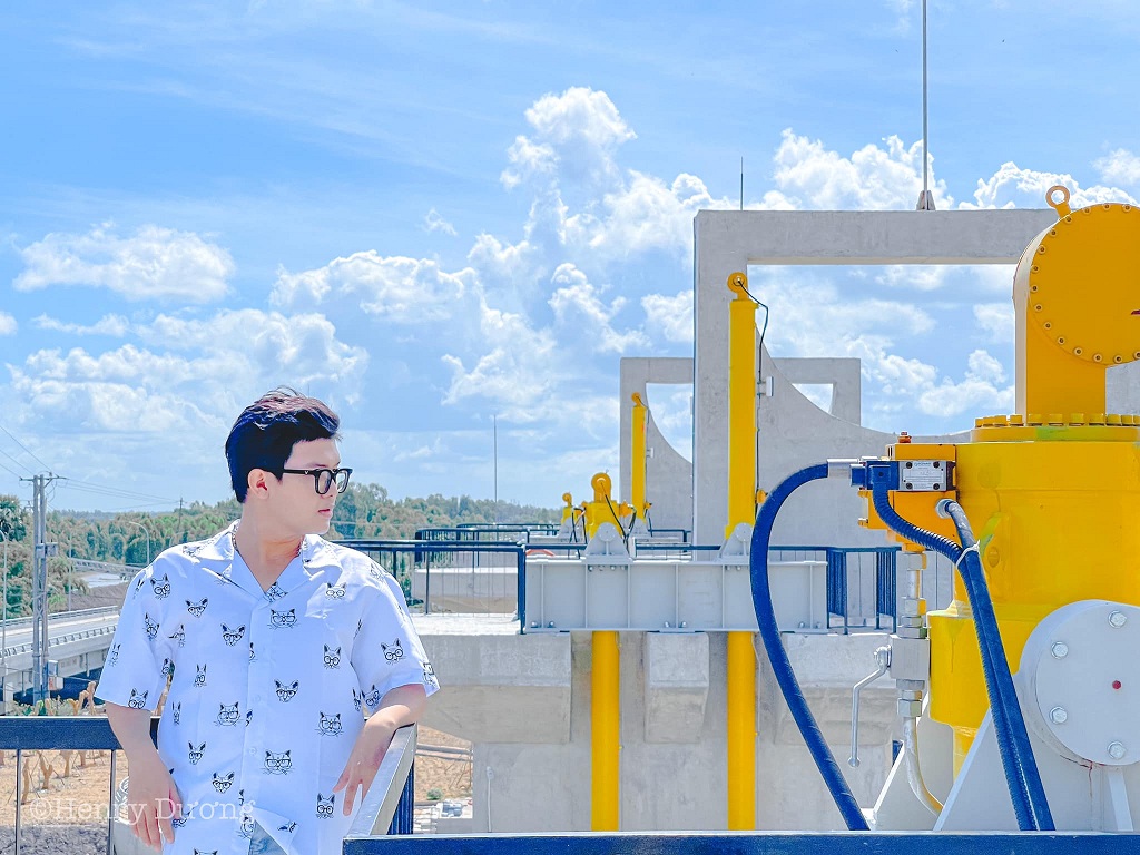 Đập Tr&amp;agrave; Sư g&amp;oacute;c sống ảo như trời &amp;Acirc;u
