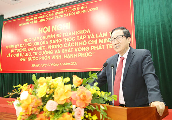 Đồng ch&amp;iacute; Dương Quyết Thắng - Ủy vi&amp;ecirc;n BCH Đảng ủy Khối DNTW, B&amp;iacute; thư Đảng ủy NHCSXHTW, Tổng Gi&amp;aacute;m đốc ph&amp;aacute;t biểu chỉ đạo Hội nghị