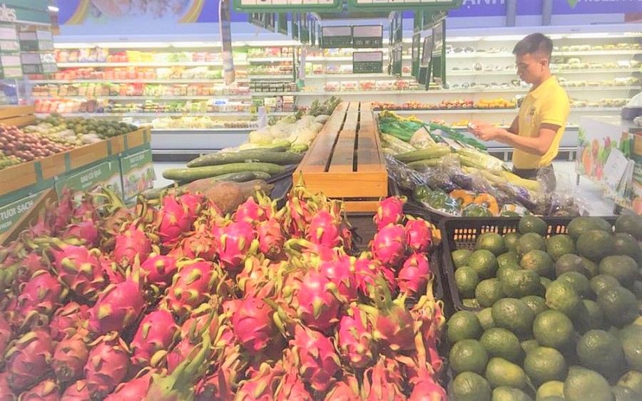 T&amp;iacute;nh ri&amp;ecirc;ng doanh thu th&amp;aacute;ng 10/2022 tại H&amp;agrave; Tĩnh đạt hơn 4.838 tỷ đồng, tăng 2,33% so với th&amp;aacute;ng 9 v&amp;agrave; tăng 42,3% so với c&amp;ugrave;ng kỳ năm 2021.