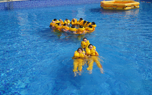 Học viên trong một giờ thực hành tại Học viện Hàng không Vietjet - Ảnh: M.H. Học viên trong một giờ thực hành tại Học viện Hàng không Vietjet - Ảnh: M.H.