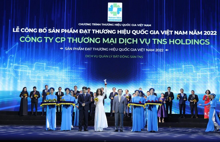 TNS Holdings được vinh danh Thương hiệu quốc gia 2022 với sản phẩm &amp;ldquo;Dịch vụ Quản l&amp;yacute; Bất động sản TNS&amp;rdquo;