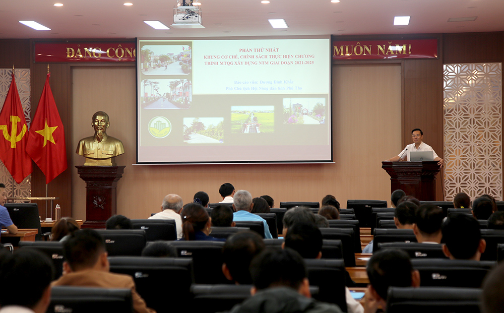 To&amp;agrave;n cảnh hội nghị