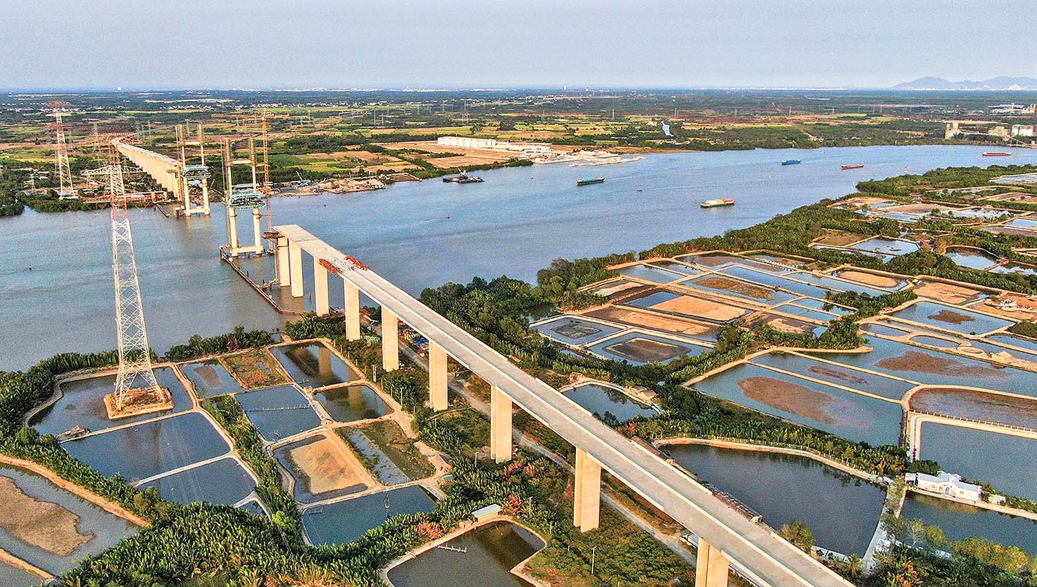 Bộ GTVT xin l&amp;ugrave;i thời gian ho&amp;agrave;n th&amp;agrave;nh cao tốc Bến Lức- Long Th&amp;agrave;nh