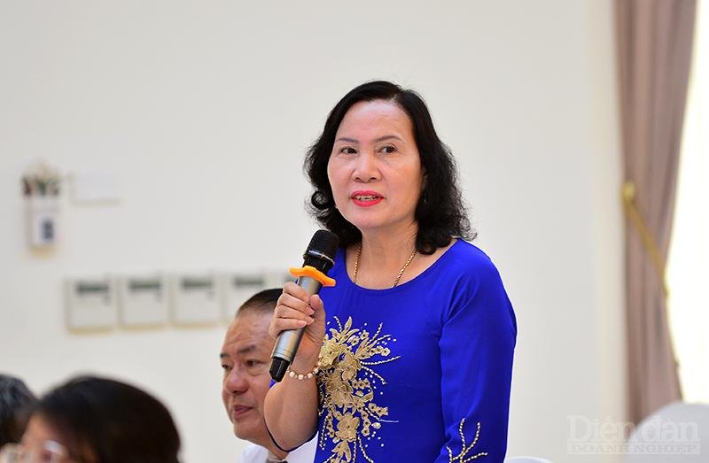 B&amp;agrave; Nguyễn Thị Duy&amp;ecirc;n, Tổng gi&amp;aacute;m đốc c&amp;ocirc;ng ty Cổ phần S&amp;acirc;m Ngọc Linh Tu Mơ R&amp;ocirc;ng, Kon Tum ph&amp;aacute;t biểu tại  &amp;ldquo;Diễn đ&amp;agrave;n Doanh nh&amp;acirc;n, Doanh nghiệp với bảo tồn v&amp;agrave; g&amp;igrave;n giữ di sản văn h&amp;oacute;a&amp;rdquo;.