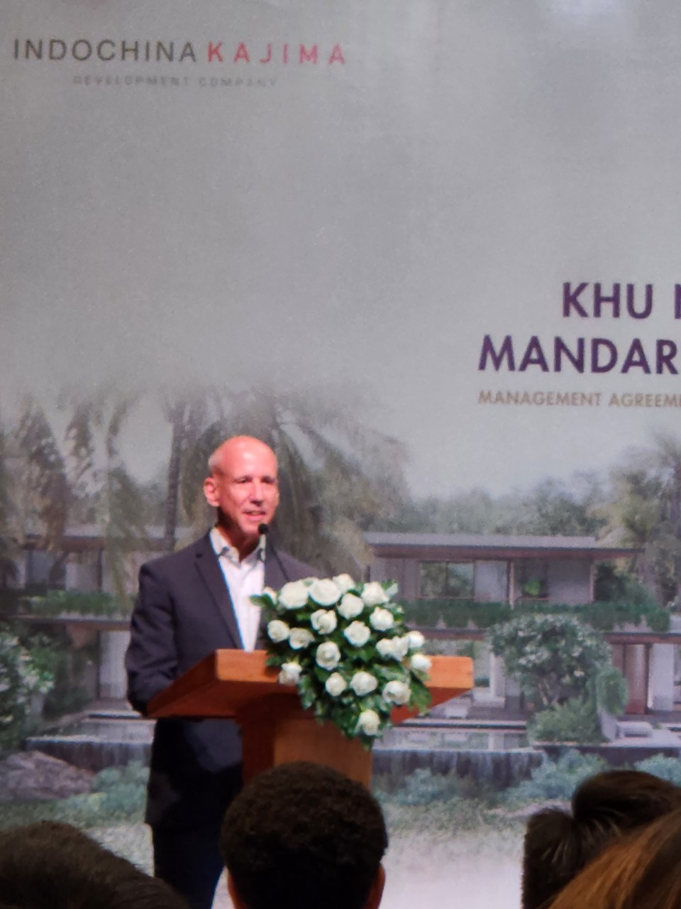 &amp;Ocirc;ng Peter Ryder &amp;ndash; Gi&amp;aacute;m đốc điều h&amp;agrave;nh của Indochina Capital ph&amp;aacute;t biểu tại lễ k&amp;yacute; kết