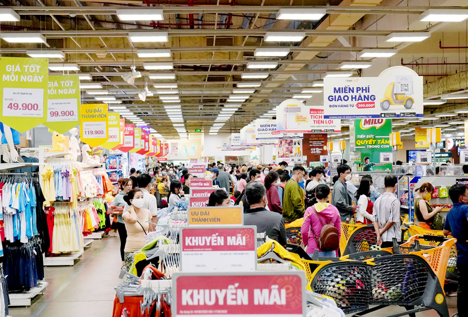 Với nhiều biện ph&amp;aacute;p th&amp;uacute;c đẩy, b&amp;aacute;n lẻ h&amp;agrave;ng h&amp;oacute;a đang phục hồi mạnh