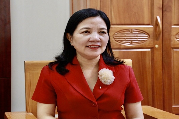B&amp;agrave; Phạm Thị Thanh Thủy, Uỷ vi&amp;ecirc;n Ban Thường vụ Tỉnh uỷ, Trưởng ban D&amp;acirc;n vận Tỉnh ủy, Chủ tịch Ủy ban MTTQ Việt Nam tỉnh Thanh Ho&amp;aacute; - Th&amp;agrave;nh vi&amp;ecirc;n ban Chỉ đạo x&amp;acirc;y dựng tổ chức đảng, đo&amp;agrave;n thể trong c&amp;aacute;c đơn vị kinh tế tư nh&amp;acirc;n nhấn mạnh:
