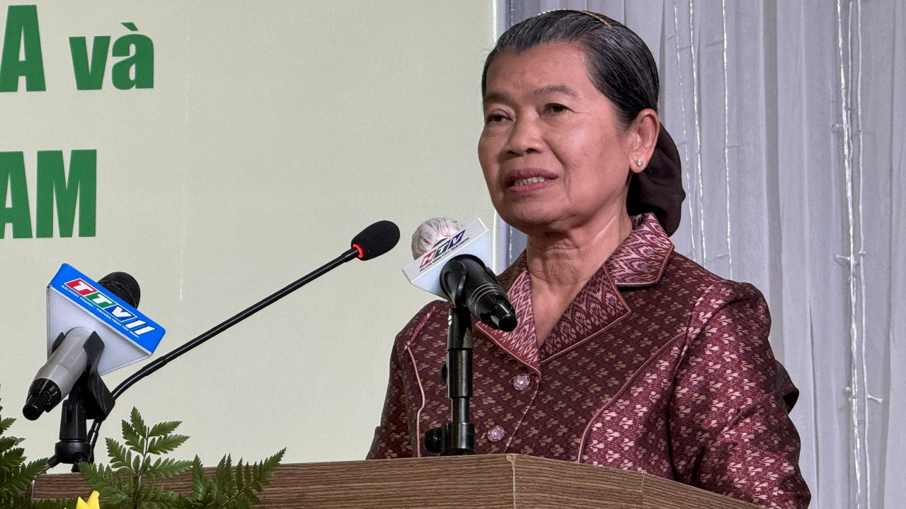 B&amp;agrave; Men Sam An - Ph&amp;oacute; Chủ tịch Đảng Nh&amp;acirc;n d&amp;acirc;n Campuchia, Cố vấn cấp cao Quốc Vương Norodom Shihamuni, Chủ tịch Hữu nghị Campuchia - Việt Nam