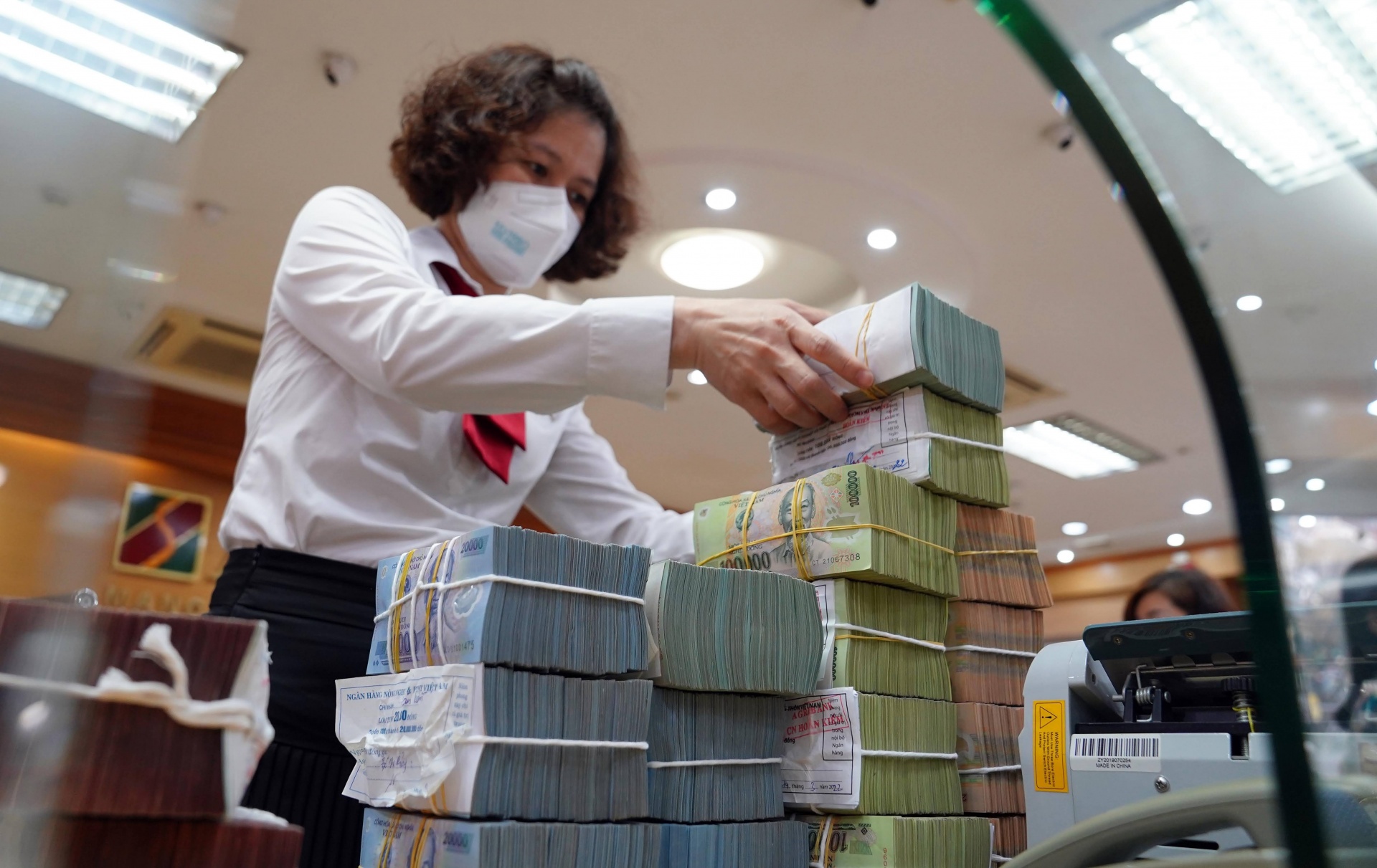 T&amp;iacute;n dụng đối với nền kinh tế tăng 7,39% so với cuối năm 2022
