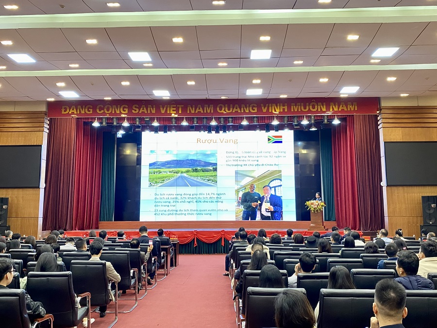 Ảnh to&amp;agrave;n cảnh