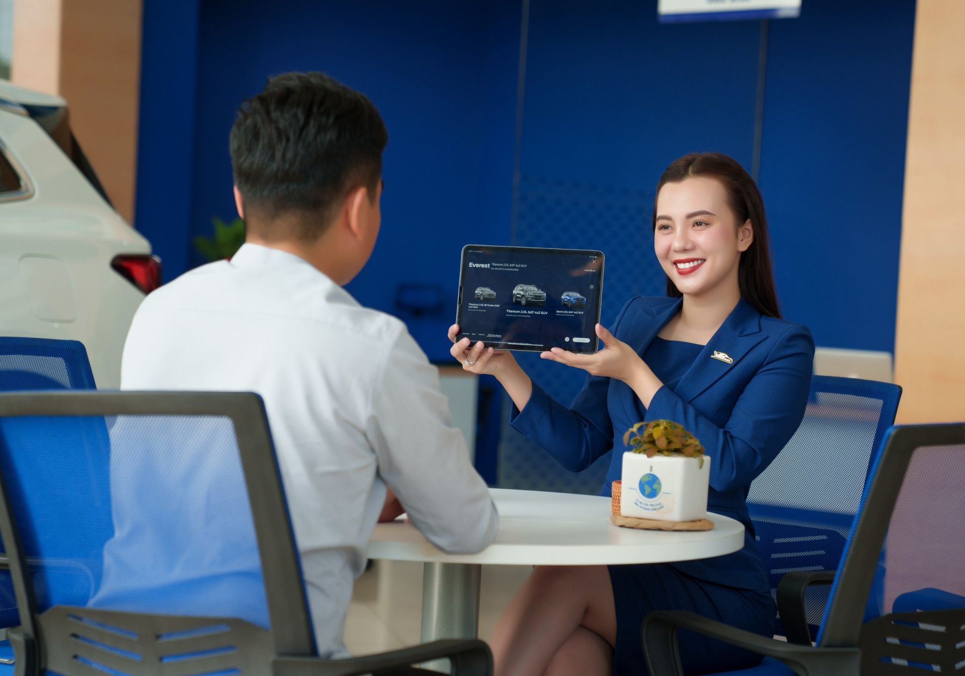 Sẵn s&amp;agrave;ng hỗ trợ, tư vấn chuy&amp;ecirc;n nghiệp v&amp;agrave; ph&amp;ugrave; hợp với nhu cầu của kh&amp;aacute;ch h&amp;agrave;ng