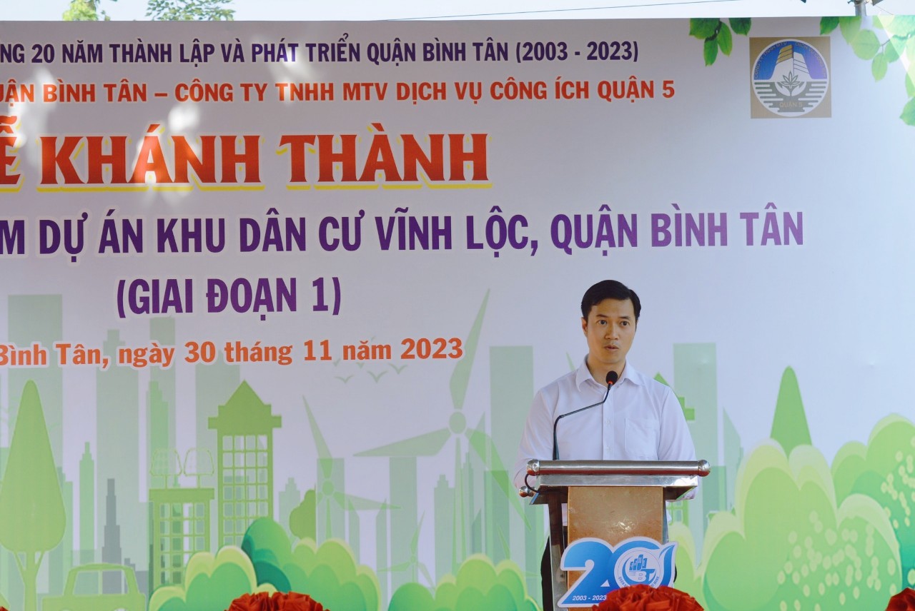 &amp;Ocirc;ng Vũ Ch&amp;iacute; Ki&amp;ecirc;n- Ph&amp;oacute; chủ tịch Quận B&amp;igrave;nh T&amp;acirc;n, ph&amp;aacute;t biểu tại buổi lễ