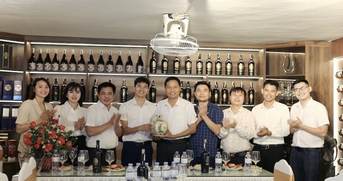 Tham quan DN th&amp;agrave;nh vi&amp;ecirc;n v&amp;agrave; chia sẻ kinh nghiệm l&amp;agrave; hoạt động thường ni&amp;ecirc;n của HHDN TP Thanh H&amp;oacute;a