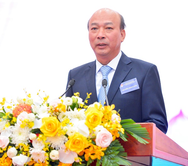 Đồng ch&amp;iacute; L&amp;ecirc; Minh Chuẩn &amp;ndash; B&amp;iacute; thư Đảng ủy, Chủ tịch Hội đồng th&amp;agrave;nh vi&amp;ecirc;n Tập đo&amp;agrave;n trong ph&amp;aacute;t biểu chỉ đạo tại Đại hội