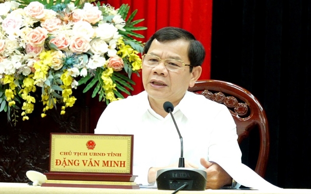 Đồng ch&amp;iacute; Đặng Văn Minh - Chủ tịch UBND tỉnh nhấn mạnh, những năm trước, tỉnh đề ra số thu từ nguồn thu tiền sử dụng đất kh&amp;aacute; lớn, nhưng việc thực hiện chưa đạt y&amp;ecirc;u cầu. Nguy&amp;ecirc;n nh&amp;acirc;n l&amp;agrave; do chưa giao tr&amp;aacute;ch nhiệm cụ thể cho từng đơn vị, địa phương, chưa c&amp;oacute; phương &amp;aacute;n khả thi