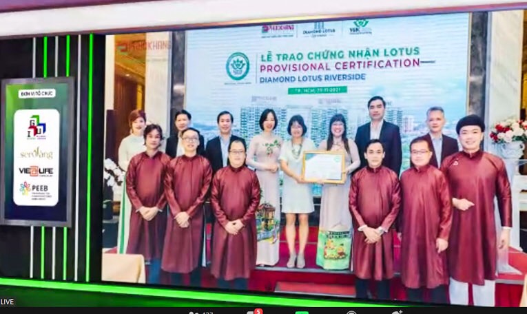 Ban tổ chức v&amp;agrave; c&amp;aacute;c chuy&amp;ecirc;n gia thuộc lĩnh vực BĐS xanh đ&amp;atilde; gửi lời ch&amp;uacute;c mừng đến Phuc Khang Corporation về sự kiện Diamond Lotus Riverside đạt chứng nhận LOTUS PROVISIONAL CERTIFICATION