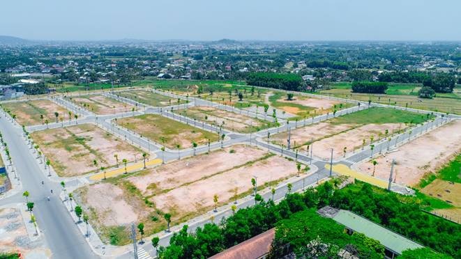 Quảng Ng&amp;atilde;i đề xuất chi tr&amp;ecirc;n 8.100 tỷ để thu hồi hơn 4.950 ha đất cho 427 dự &amp;aacute;n
