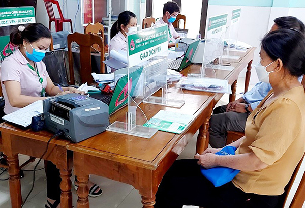 Chi nh&amp;aacute;nh NHCSXH tỉnh Quảng Nam giải ng&amp;acirc;n vốn gi&amp;uacute;p người d&amp;acirc;n tạo việc l&amp;agrave;m trong bối cảnh dịch bệnh COVID-19 diễn biến phức tạp