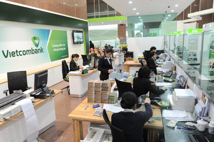 Vietcombank chốt danh s&amp;aacute;ch trả cổ tức bằng tiền mặt v&amp;agrave; cổ phiếu