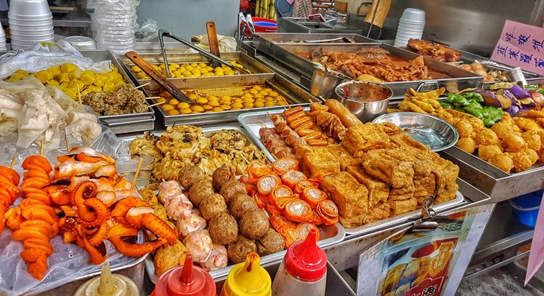 1 quầy thực phẩm ở Hồng K&amp;ocirc;ng