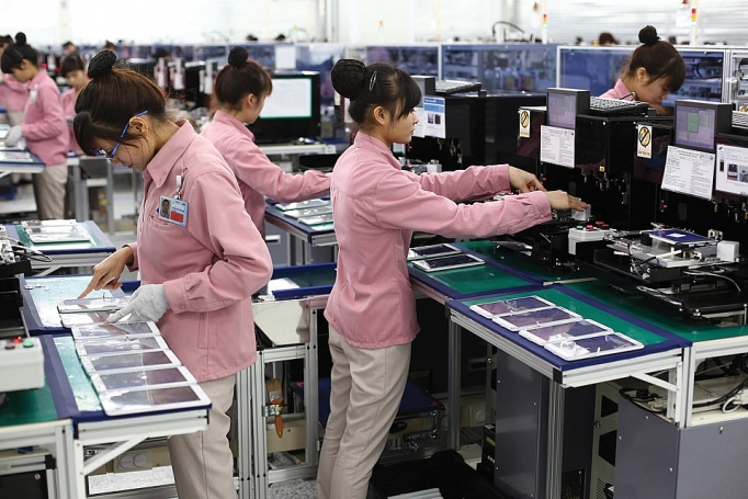 Linh kiện điện thoại là một trong những mặt hàng xuất khẩu chủ lực của Việt Nam Linh kiện điện thoại là một trong những mặt hàng xuất khẩu chủ lực của Việt Nam