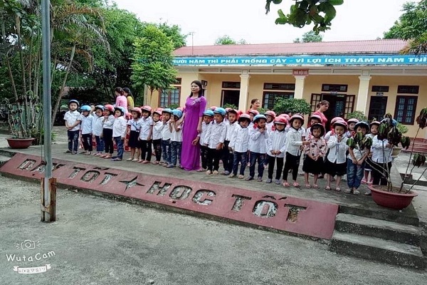 Sự đ&amp;ugrave;m bọc y&amp;ecirc;u thương l&amp;agrave; nơi an vui nhất của m&amp;aacute;i trường tiểu học Minh Tiến