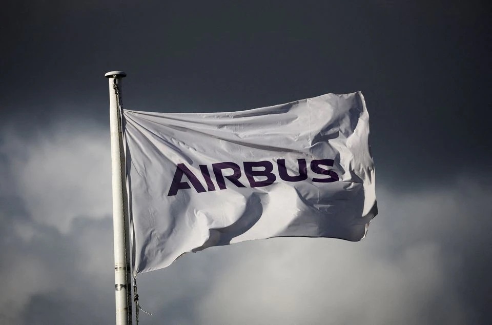 Airbus mới đ&amp;acirc;y cho biết, họ đ&amp;atilde; bắt đầu ph&amp;aacute;t triển một động cơ pin nhi&amp;ecirc;n liệu