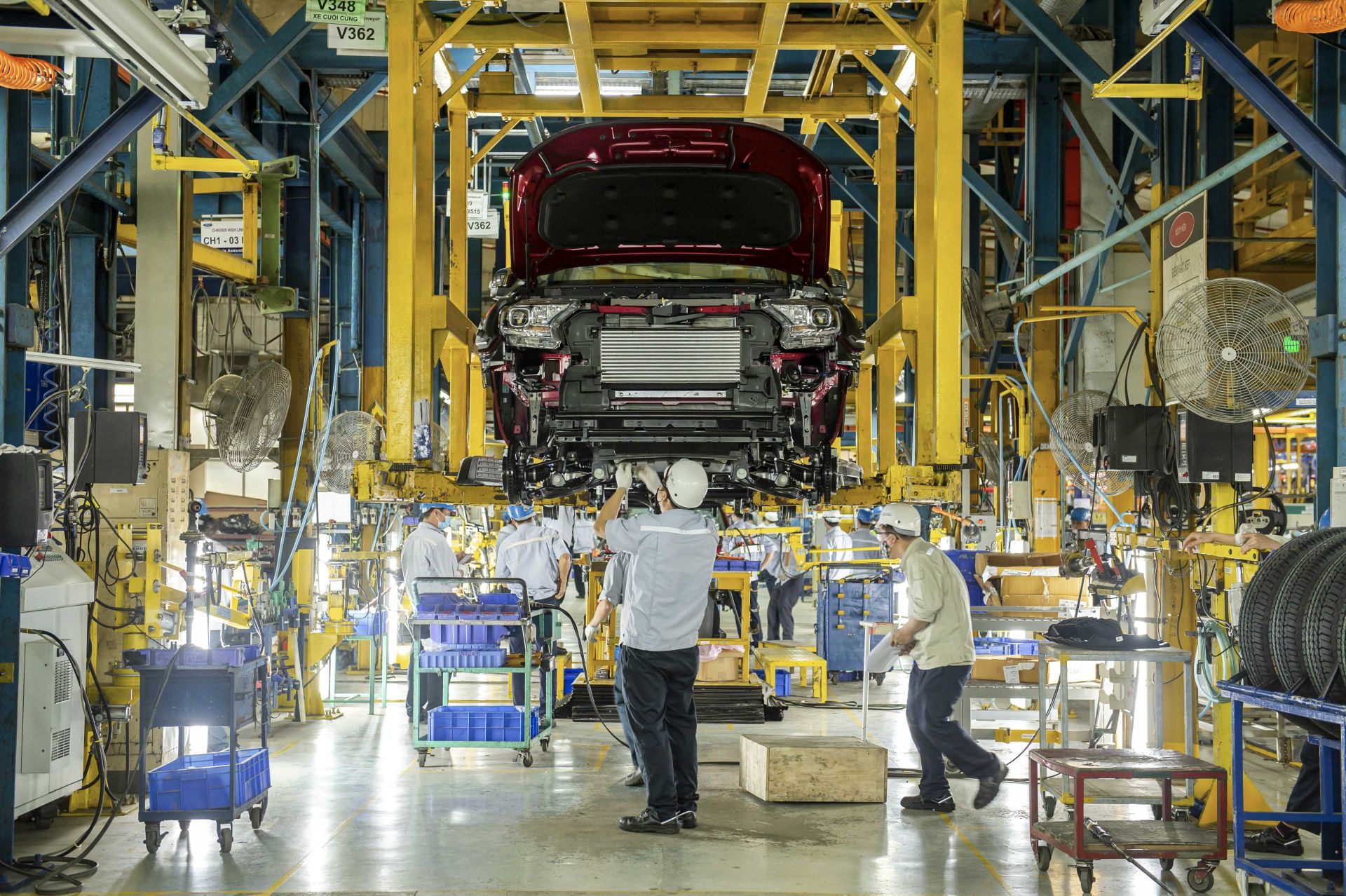 Ford Việt Nam bắt đầu đặt những vi&amp;ecirc;n gạch đầu ti&amp;ecirc;n để x&amp;acirc;y dựng nh&amp;agrave; m&amp;aacute;y lắp r&amp;aacute;p ở cửa ng&amp;otilde; của th&amp;agrave;nh phố Hải Dương