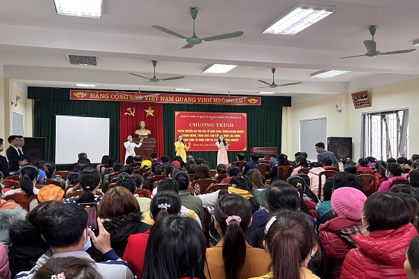 Tiết mục văn nghệ của chương tr&amp;igrave;nh