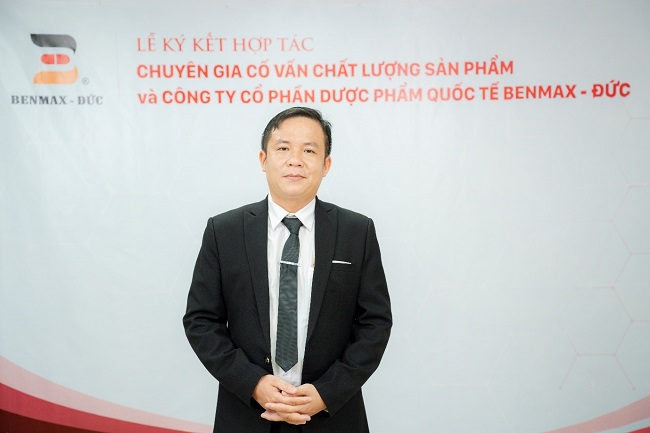 &amp;Ocirc;ng L&amp;ecirc; Văn Đức &amp;ndash; Gi&amp;aacute;m đốc C&amp;ocirc;ng ty cổ phần dược phẩm Quốc tế Benmax - Đức