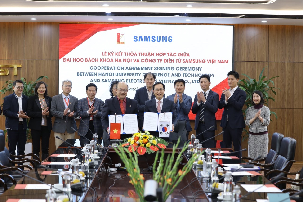 Samsung Việt Nam v&amp;agrave; Đại học B&amp;aacute;ch khoa H&amp;agrave; Nội đ&amp;atilde; tổ chức lễ k&amp;yacute; kết Bi&amp;ecirc;n bản ghi nhớ hợp t&amp;aacute;c giai đoạn 2023-2025