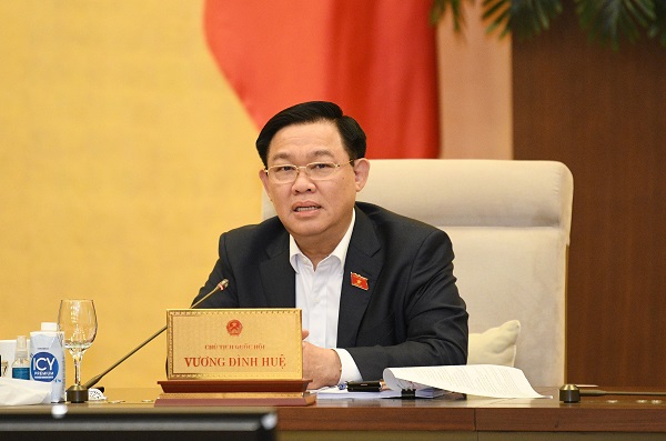 Chủ tịch Quốc hội Vương Đ&amp;igrave;nh Huệ ph&amp;aacute;t biểu tại phi&amp;ecirc;n họp