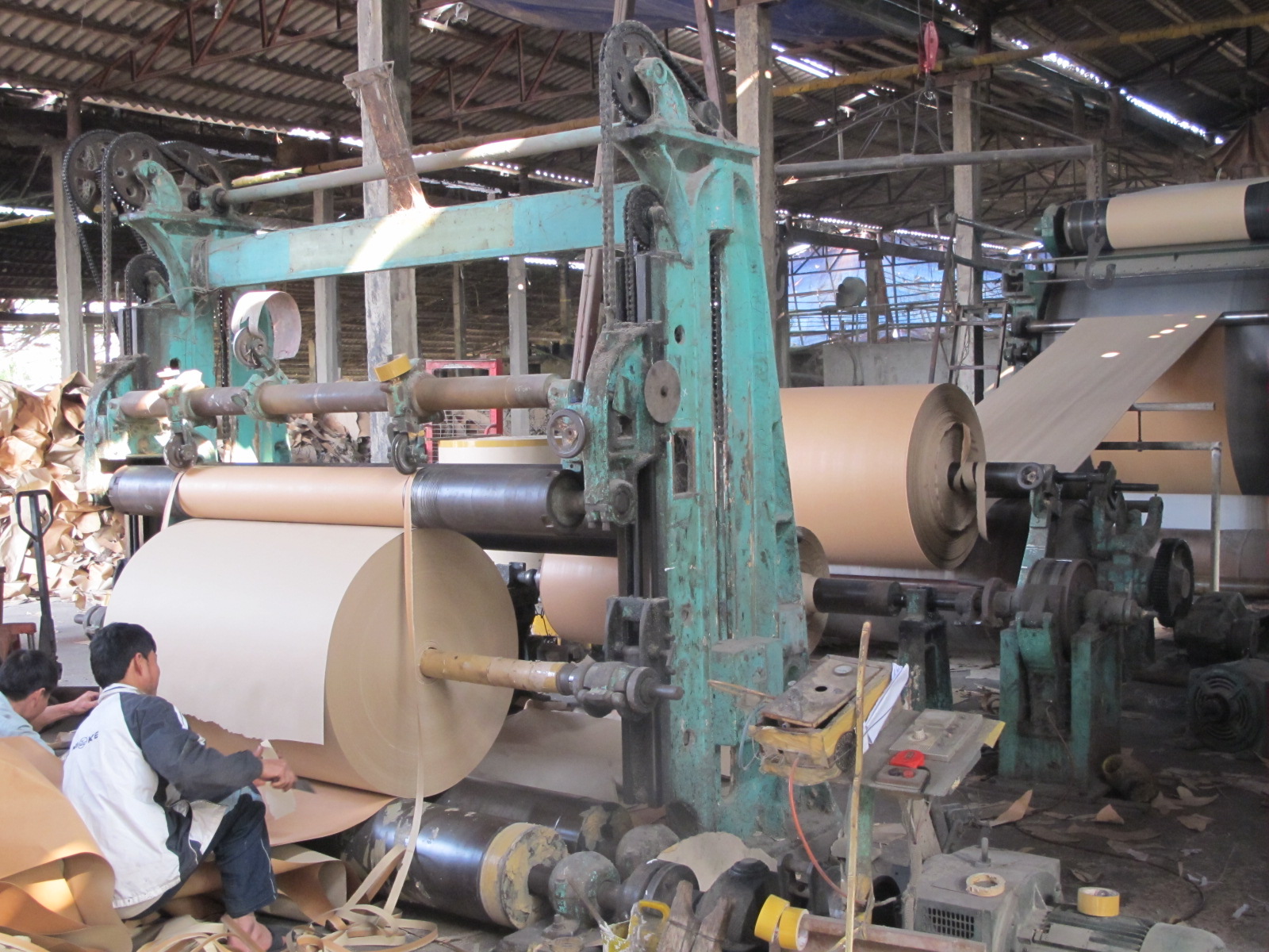 Nh&amp;igrave;n khu sản xuất của cơ sở n&amp;agrave;y cũng biết kh&amp;ocirc;ng đảm bảo an to&amp;agrave;n PCCC.