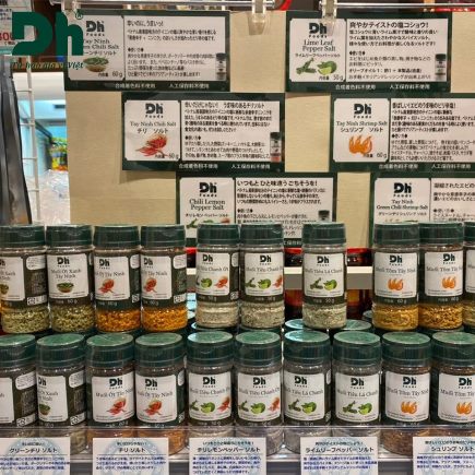 DH Foods truwng b&amp;agrave;y tại si&amp;ecirc;u thị nước ngo&amp;agrave;i