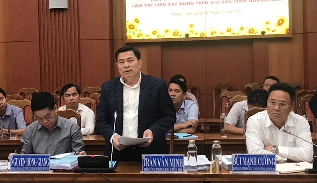 Trước đ&amp;oacute;, ng&amp;agrave;y 7/12, Thanh tra Ch&amp;iacute;nh phủ đ&amp;atilde; c&amp;ocirc;ng bố quyết định thanh tra về việc thực hiện ph&amp;aacute;p luật trong c&amp;ocirc;ng t&amp;aacute;c quản l&amp;yacute;, sử dụng đất đai, quản l&amp;yacute; đầu tư x&amp;acirc;y dựng, việc cấp ph&amp;eacute;p, khai th&amp;aacute;c c&amp;aacute;c mỏ đất, đ&amp;aacute; l&amp;agrave;m vật liệu x&amp;acirc;y dựng tr&amp;ecirc;n địa b&amp;agrave;n tỉnh Quảng Nam.