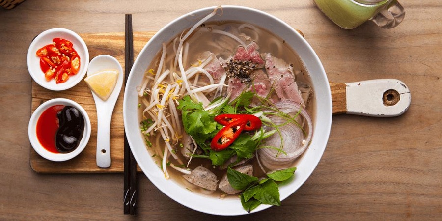 Th&amp;aacute;ng 10 vừa qua, trang n&amp;agrave;y cũng đ&amp;atilde; đưa phở Việt Nam v&amp;agrave;o danh s&amp;aacute;ch 100 m&amp;oacute;n ăn ngon v&amp;agrave; nổi tiếng nhất thế giới.