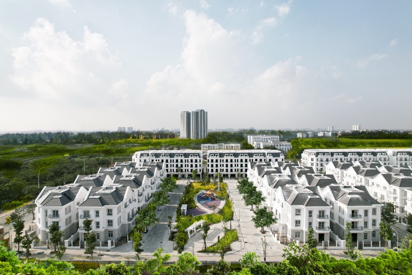 Xu hướng &amp;ldquo;shopping in the park&amp;rdquo; đề cao về vai tr&amp;ograve; v&amp;agrave; gi&amp;aacute; trị của bất động sản xanh.