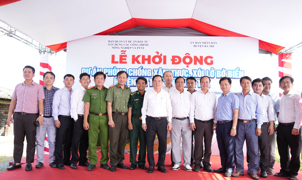 Đại biểu tham dự Lễ khởi động.