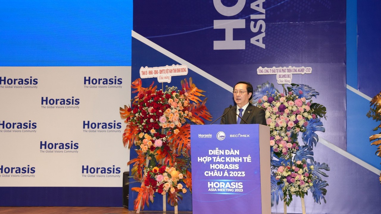 &amp;Ocirc;ng Huỳnh Th&amp;agrave;nh Đạt, Bộ trưởng Bộ KHCN Việt Nam ph&amp;aacute;t biểu chỉ đạo tại chương tr&amp;igrave;nh