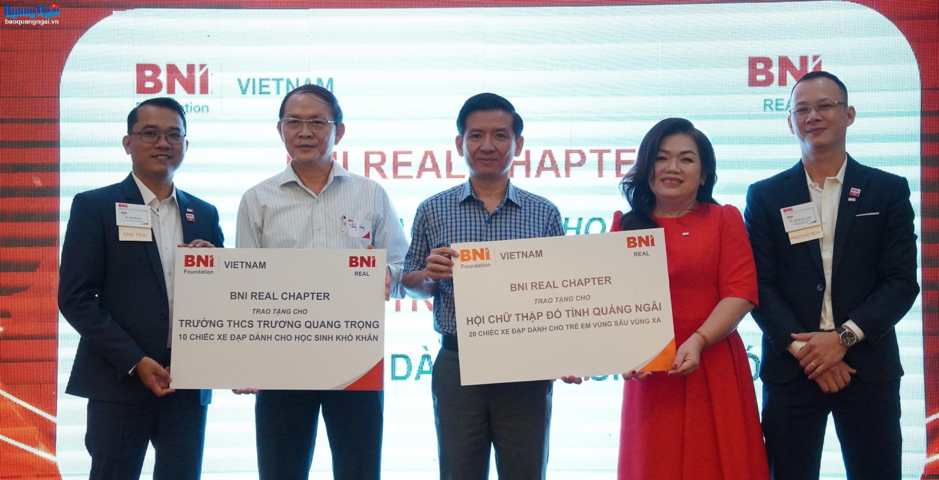 Dịp n&amp;agrave;y, BNI Việt Nam đ&amp;atilde; trao tặng 10 xe đạp cho Trường THCS Trương Quang Trọng, ở phường Trương Quang Trọng (TP.Quảng Ng&amp;atilde;i) v&amp;agrave; 20 xe đạp cho Hội Chữ thập đỏ tỉnh, nhằm hỗ trợ cho c&amp;aacute;c em học sinh ngh&amp;egrave;o, c&amp;oacute; ho&amp;agrave;n cảnh kh&amp;oacute; khăn; trẻ em v&amp;ugrave;ng s&amp;acirc;u, v&amp;ugrave;ng xa tr&amp;ecirc;n địa b&amp;agrave;n tỉnh trong thời gian đến.